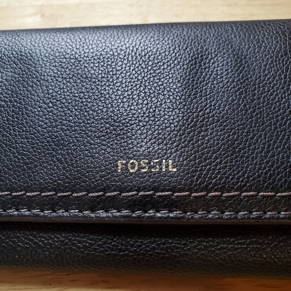 Fossil wallet - Picture 3 of 15